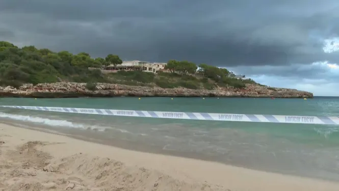 Tanquen Cala Marçal per un vessament d’aigües fecals