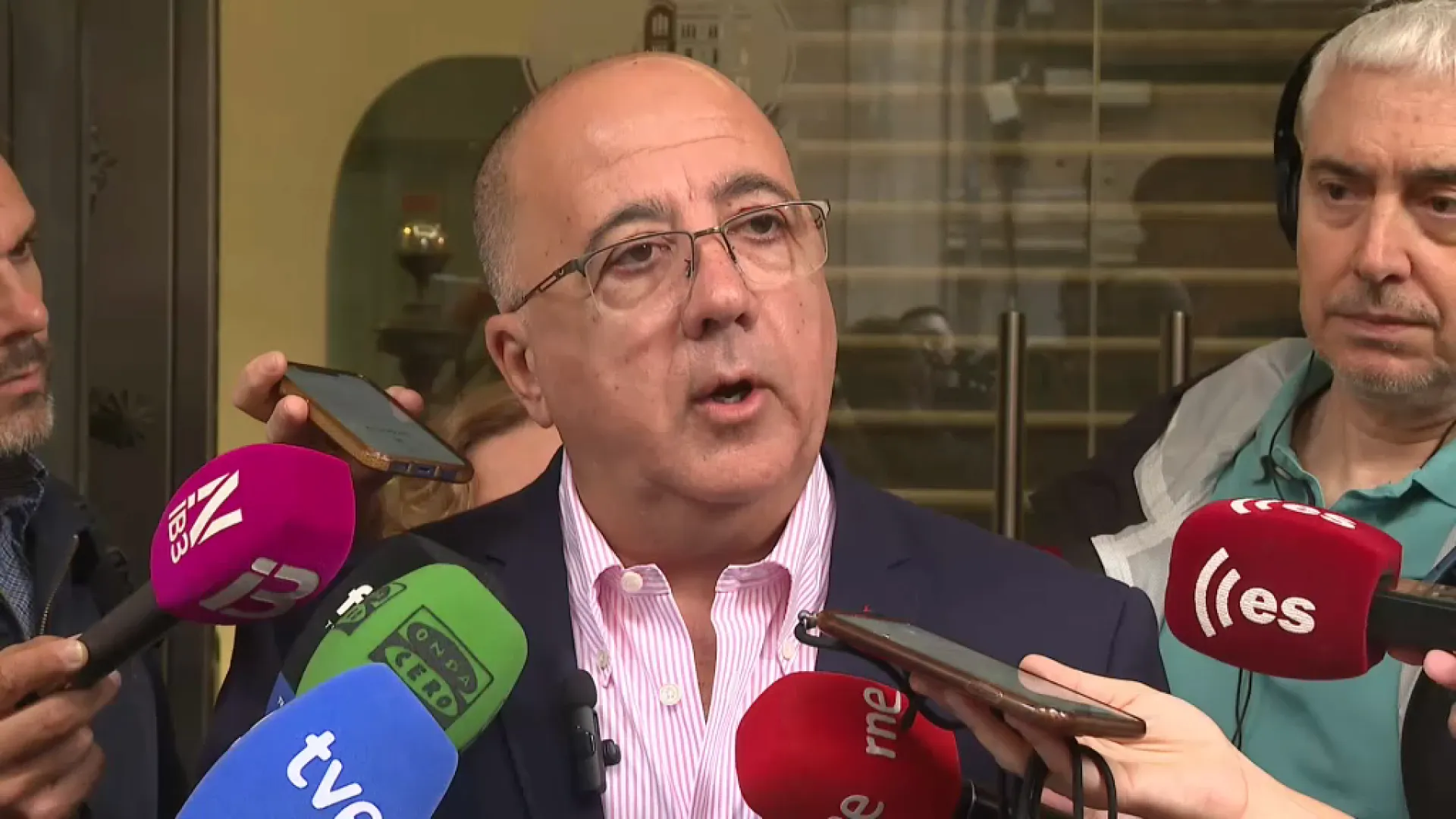 Xisco Cardona abandona Vox, però es manté com a diputat no adscrit: “La meva dignitat està per sobre de tot aquest sainet”