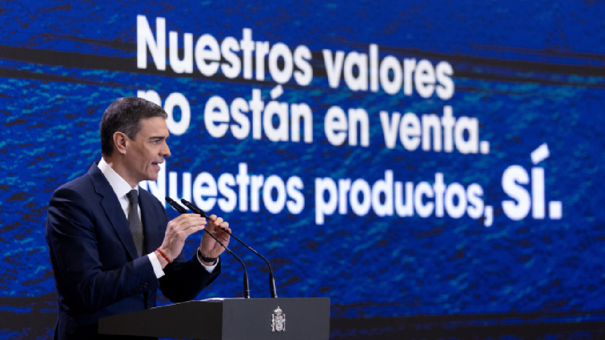 Sánchez anuncia un pla dotat amb 14.100 milions d’euros en resposta als aranzels de Trump