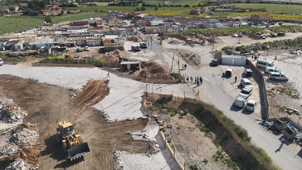 Comencen a esbucar les construccions il·legals de Son Banya