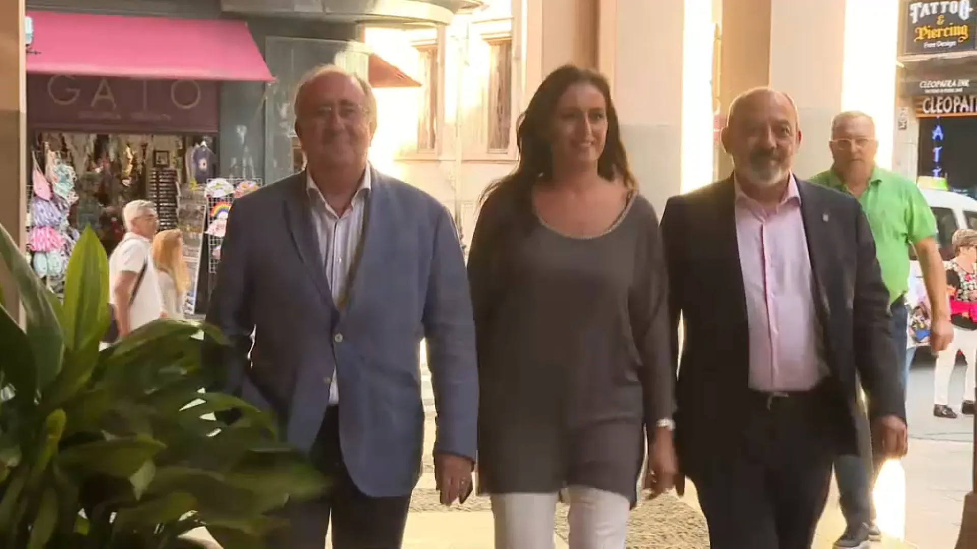 Sense acord entre PP i Vox per desbloquejar l’aprovació del sostre de despesa i la lliure elecció de llengua a l’escola