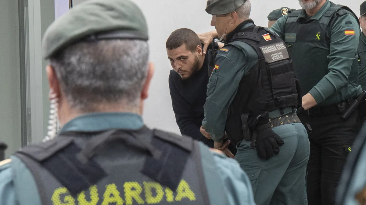 Passen a disposició judicial els vuit detinguts per la mort de dos guàrdies civils amb una narcollanxa