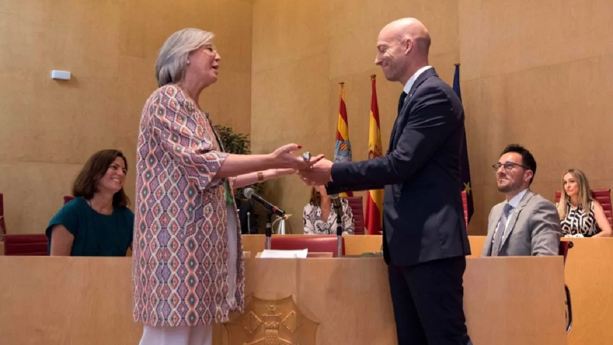 Crisi entre PP i Vox a Menorca: el president Vilafranca destitueix la consellera Maite de Medrano