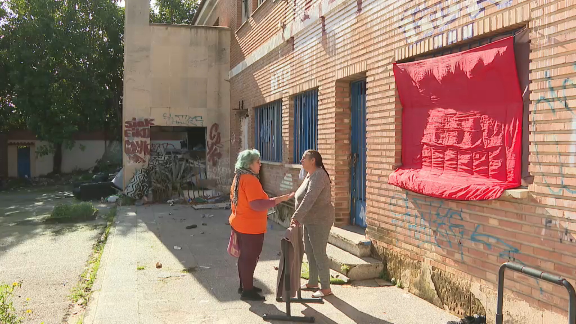 Tres centenars de persones viuen a l’antiga presó de Palma