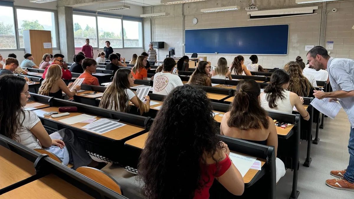 4.908 alumnes illencs inicien avui les proves de batxillerat d’accés a la universitat