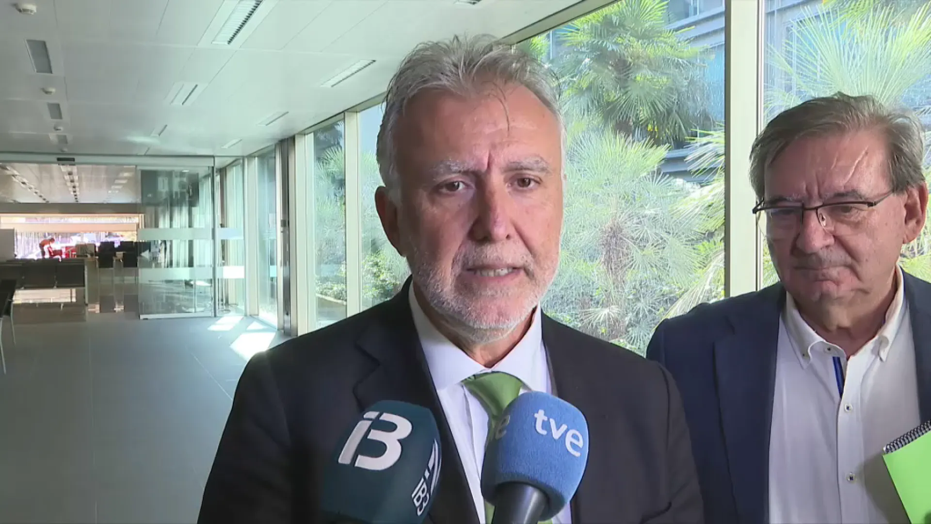 El ministre Ángel Víctor Torres demana al Govern desistir de derogar la llei de memòria democràtica