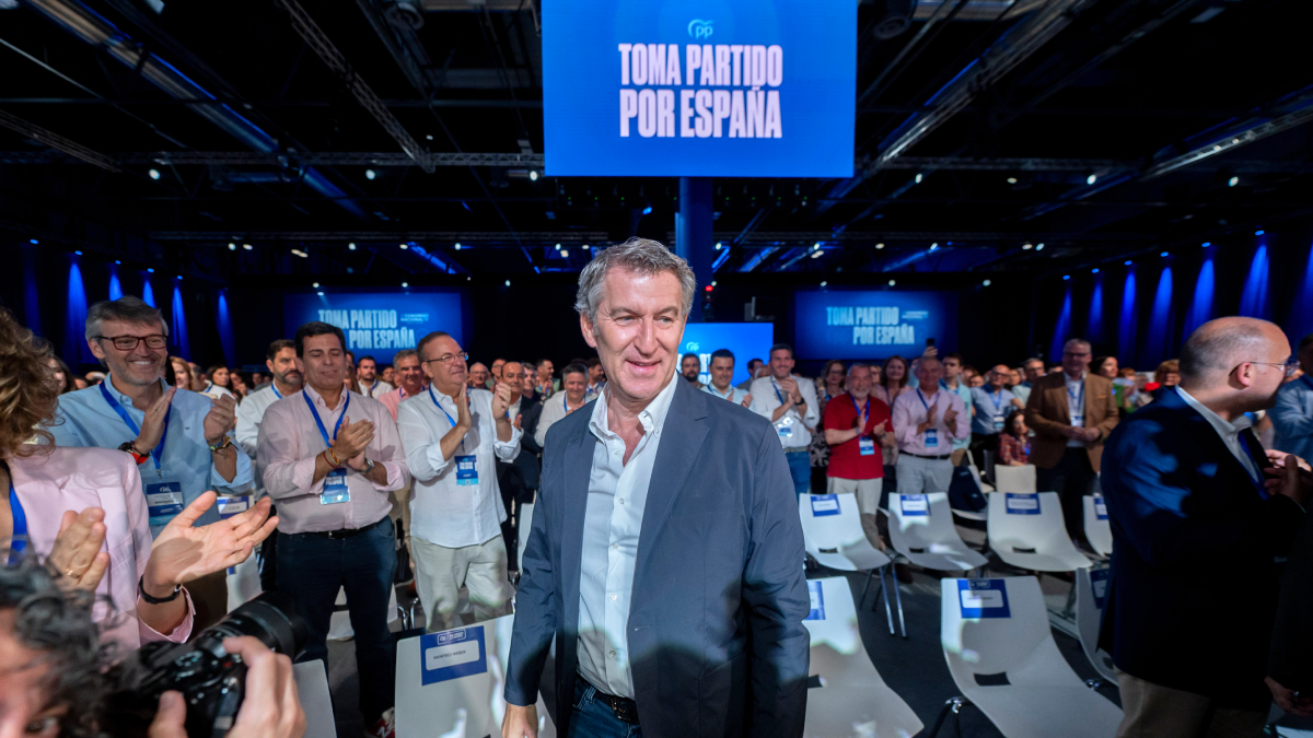 El PP fixa el seu nou ideari i prepara la reelecció de Feijóo com a president