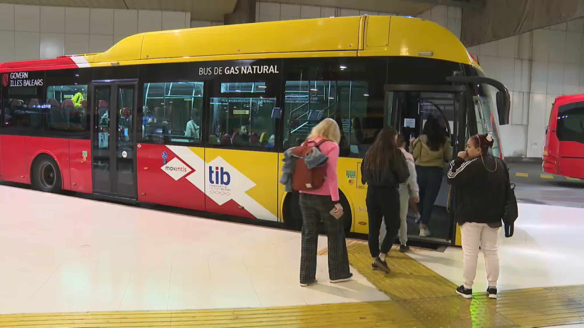 El govern central prorrogarà la gratuïtat del transport per als primers sis mesos de 2025