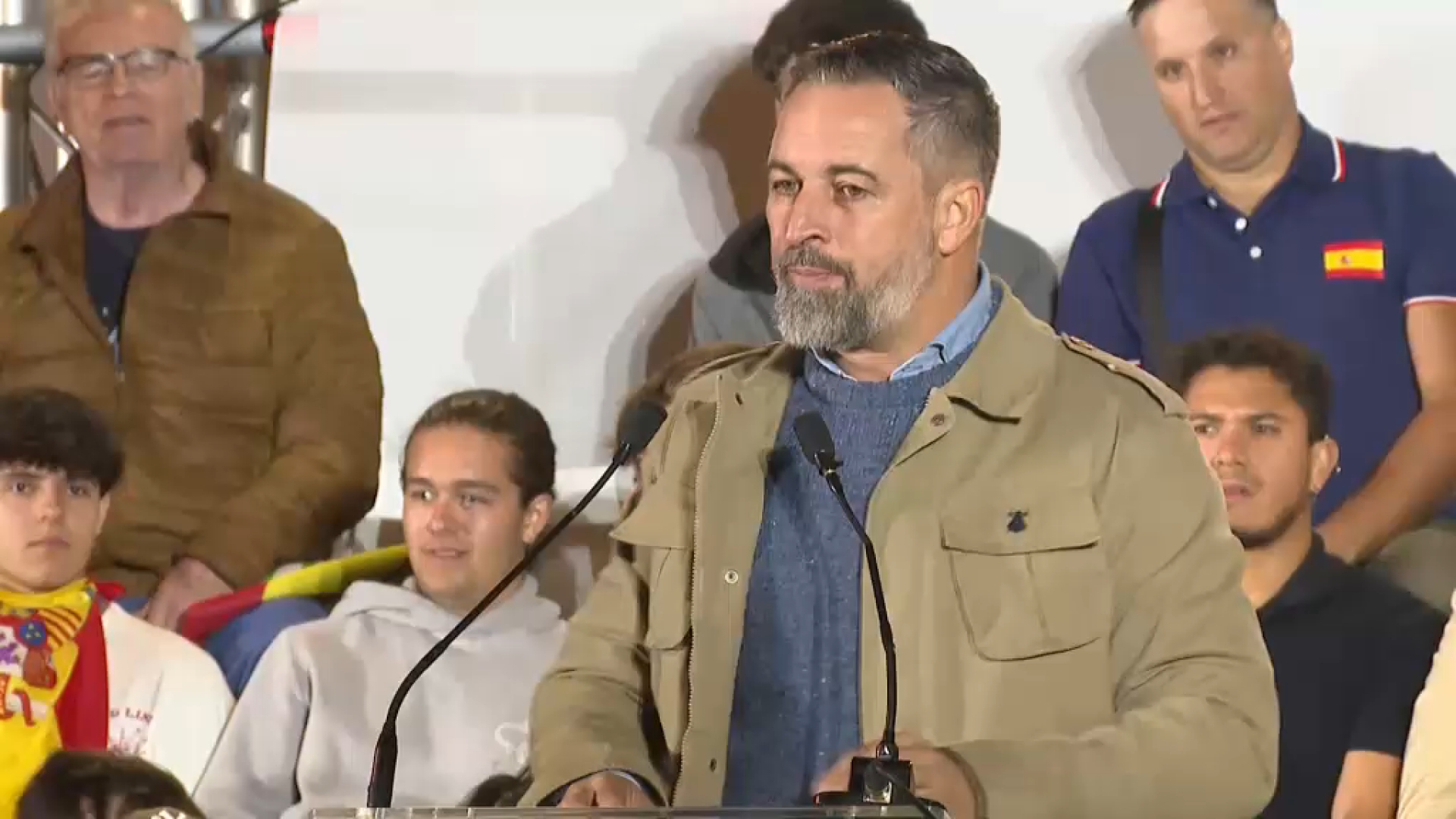 Abascal carrega a Maó contra Pedro Sánchez