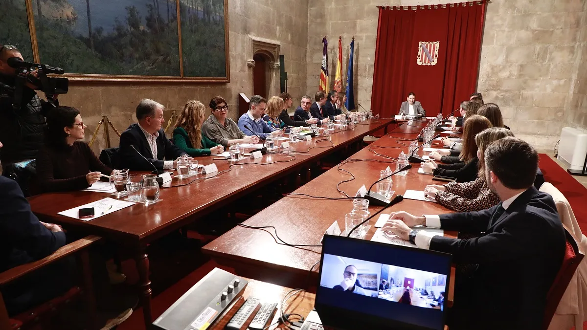 Prohens anuncia un primer decret de mesures urgents de simplificació administrativa el primer trimestre