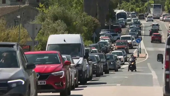 Col·lapse a Sóller: un trajecte de 10 minuts, del centre al port, es converteix en 40 o 50 minuts en cotxe