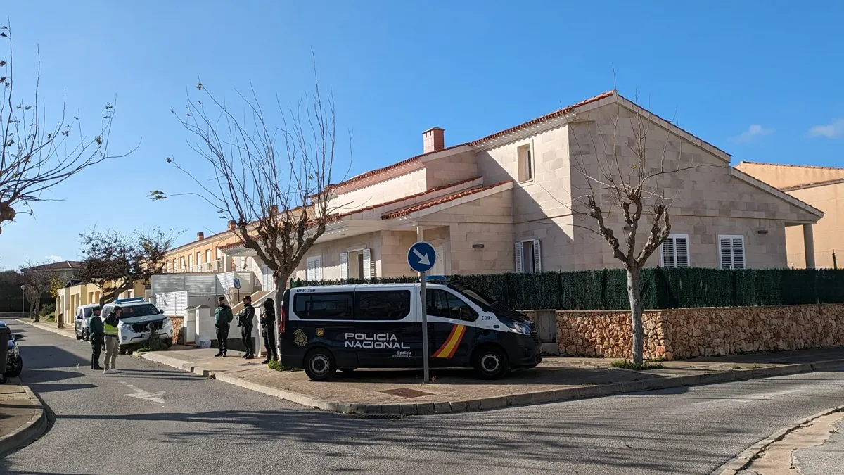 Operació antidroga en marxa a Maó amb un ampli dispositiu policial