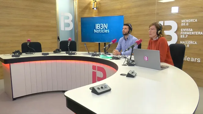 Especial inici d’informatius a IB3 Televisió pel Dia mundial de la ràdio