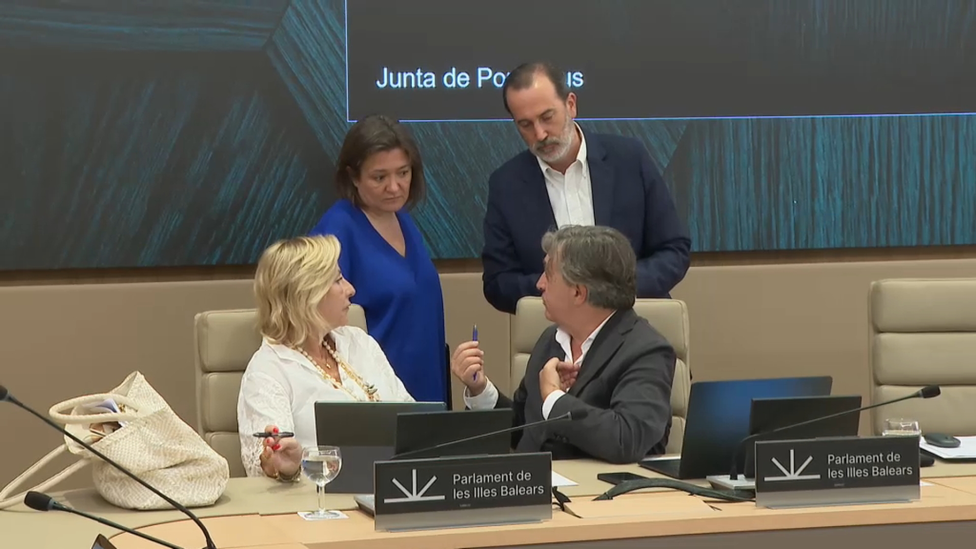 Les esquerres qualifiquen Prohens de “mentidera” pel seu suport a derogar la llei de memòria democràtica
