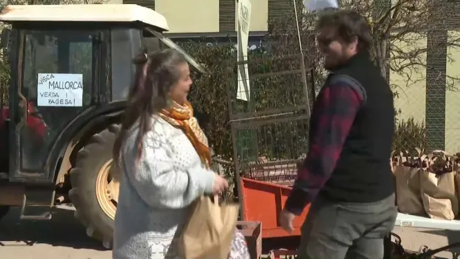 Unió de Pagesos denuncia la concessió a una empresa de la Península per repartir productes a menjadors escolars