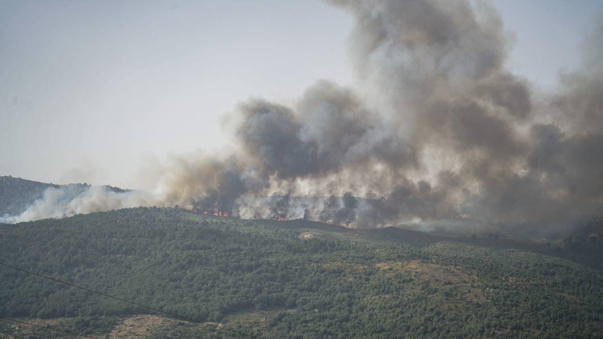 L’incendi de Jarilla ja ha arrasat 11.000 hectàrees