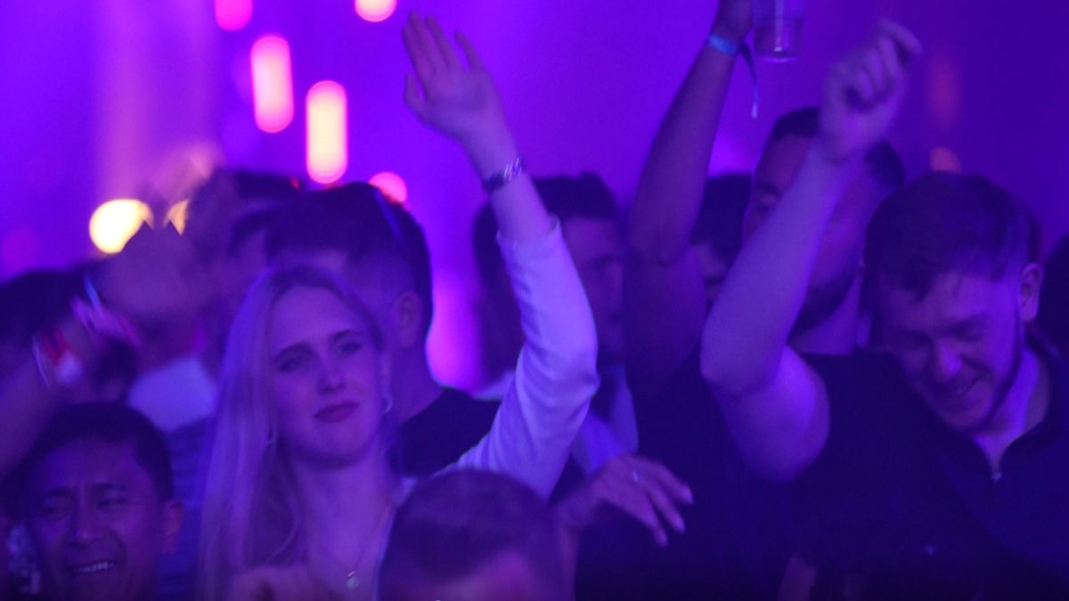 Les discoteques d’Eivissa esperen rebre 30.000 ‘clubbers’ pels ‘opening’