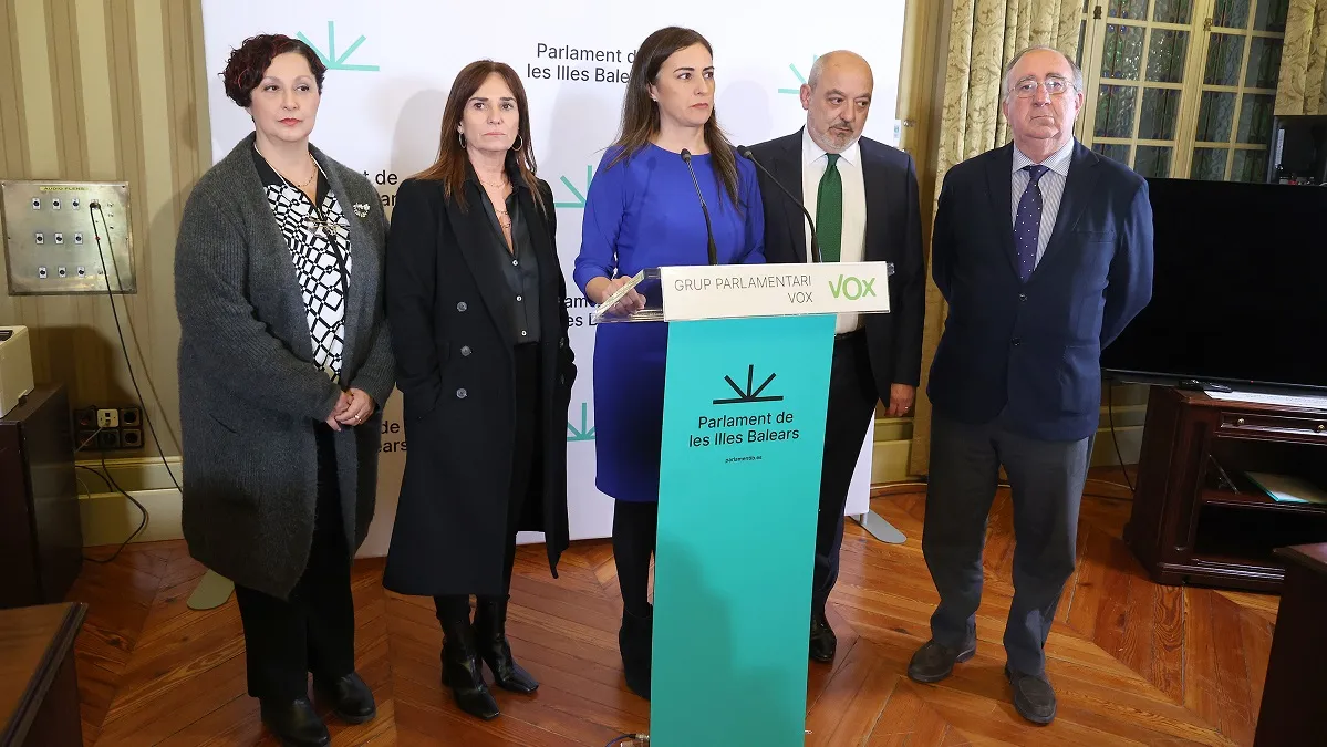 Els diputats de Vox expulsen “per circumstàncies internes” del grup el president del Parlament i la líder del partit a les Balears