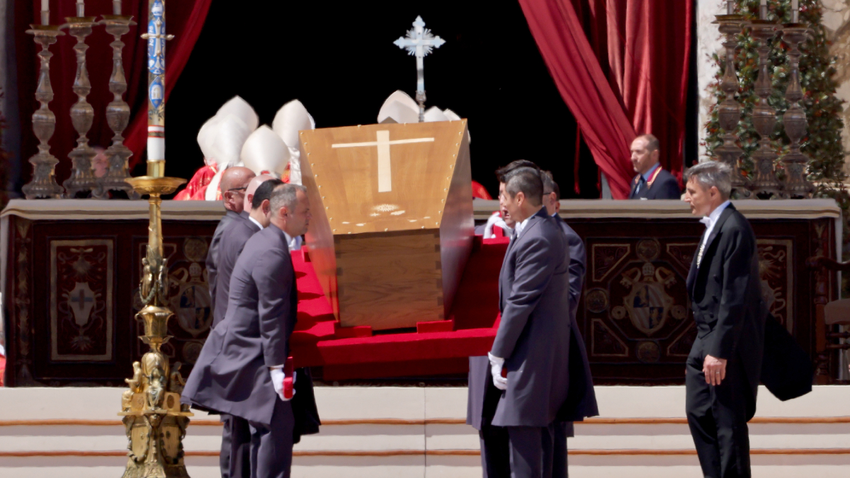 Les despulles del papa Francesc ja reposen a Santa Maria Major