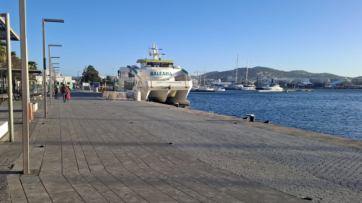 Alerta taronja per vent i temporal marítim amb incidències als ports illencs