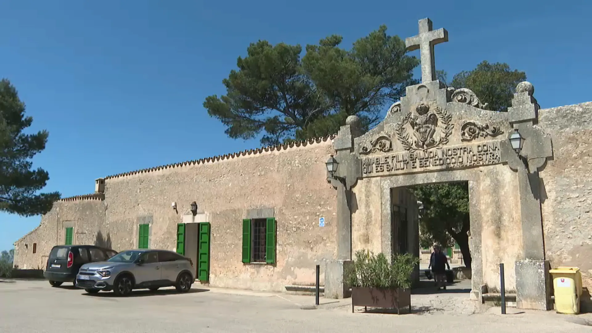 El Monestir de Cura es col·lapsa de gent que volia veure les Aurores Boreals