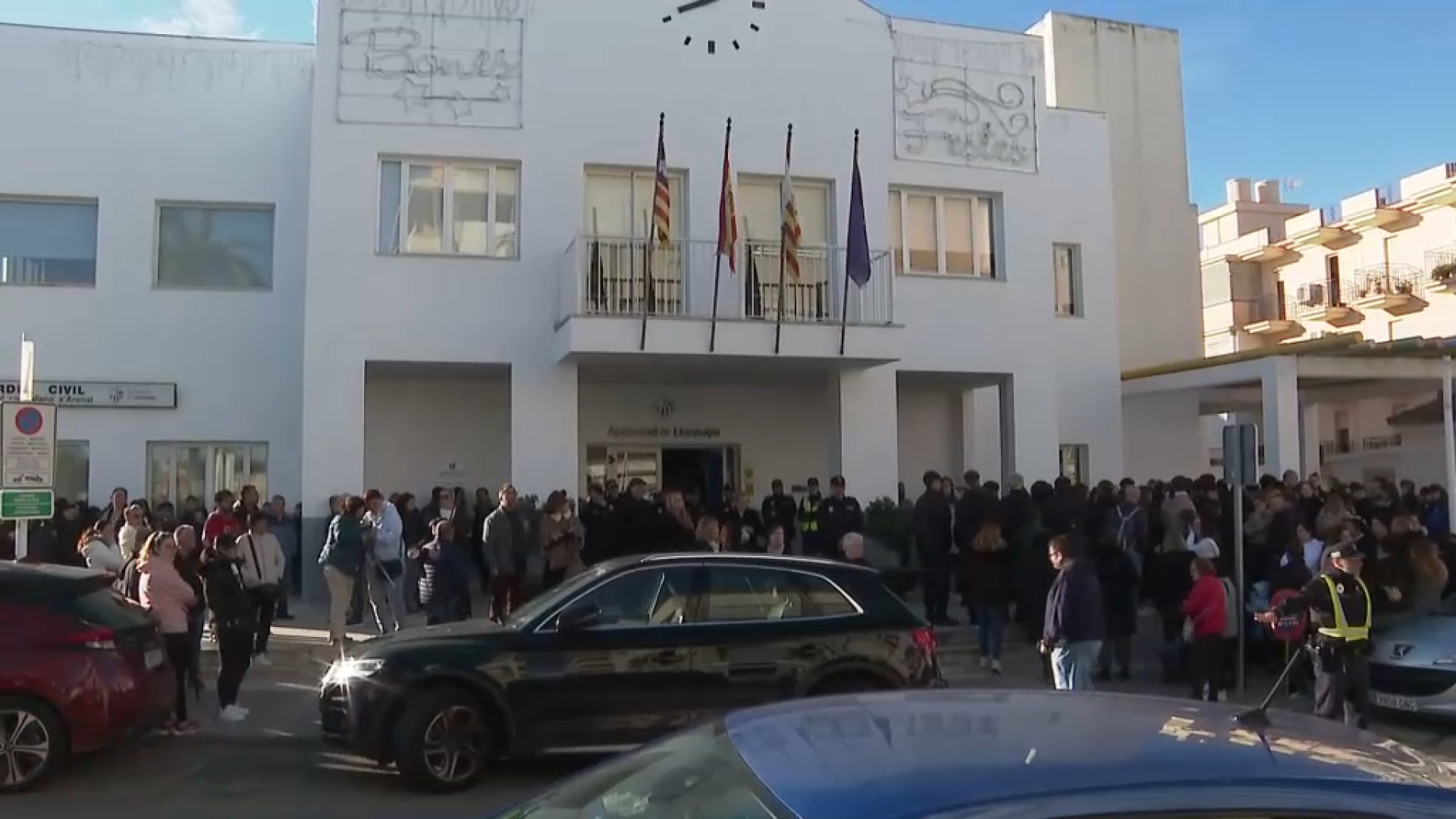 Minut de silenci a s’Arenal per la dona assassinada al Coll d’en Rabassa