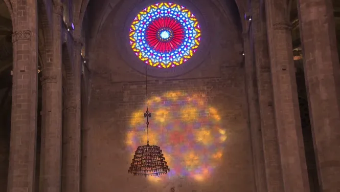Els niguls impedeixen el vuit perfecte a la Festa de la Llum de la Seu