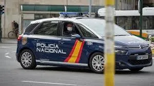 Un home és detingut per atacar a un sanitari amb unes tisores quirúrgiques