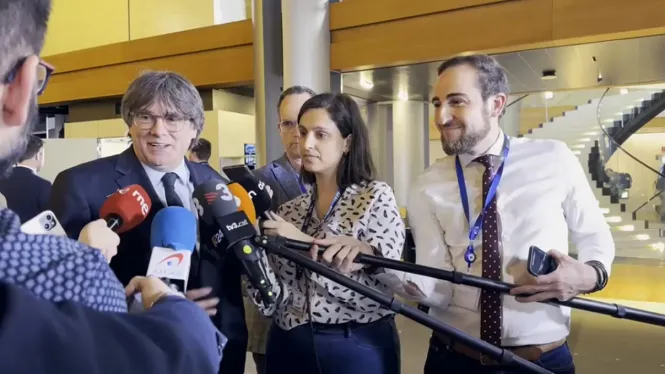 Puigdemont: “Podré ser al debat d’investidura i em faria molta il·lusió”