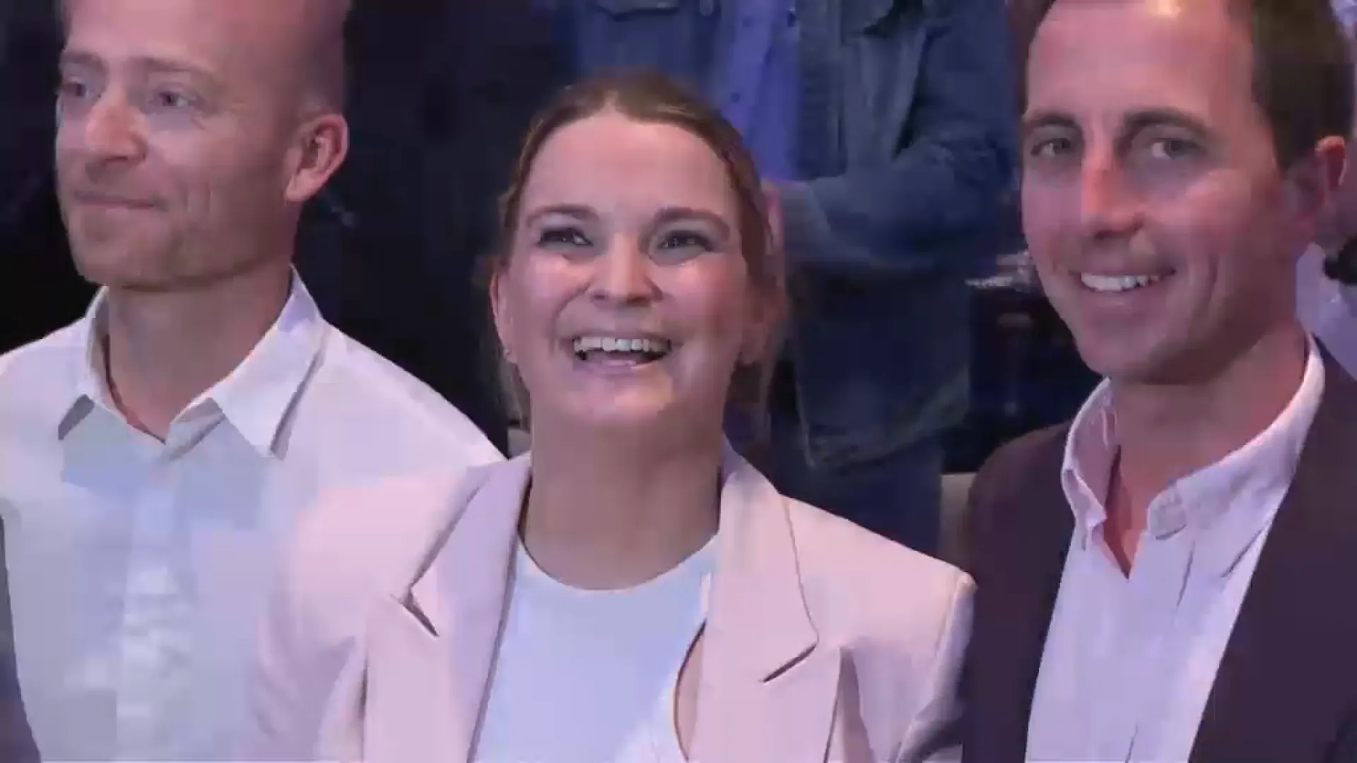 Marga Prohens rep el suport del PP per formar govern en solitari