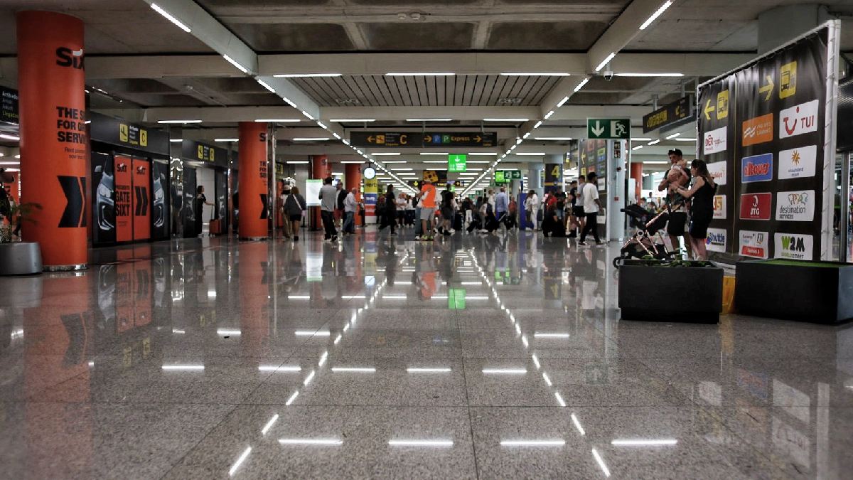 L’arribada de turistes creix el mes de gener