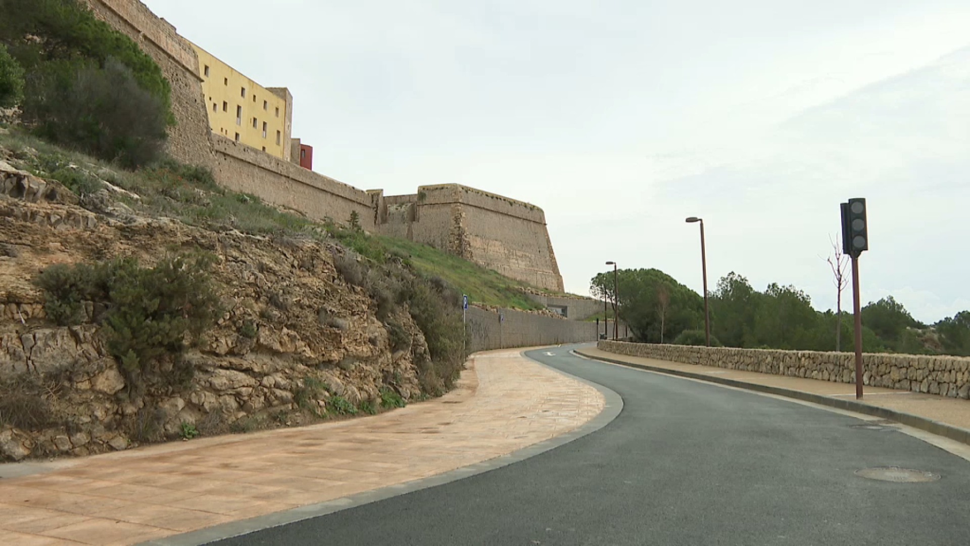Inaugurat el renovat camí del Calvari d’Eivissa