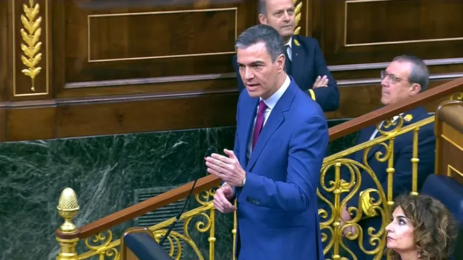 L’oposició carrega contra la “comèdia” de Sánchez