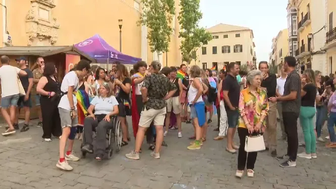 L’orgull a Maó amb el lema “Els nostres drets no són modes”