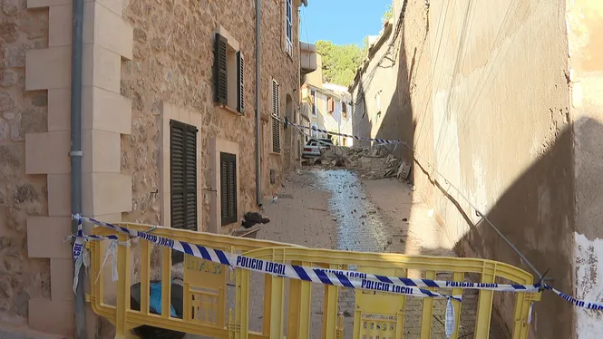 Continua ingressat en estat crític a la Vall d’Hebron l’home ferit a l’explosió de gas a Andratx