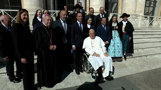 El papa rep una comitiva mallorquina del Consell i del Bisbat pel 450è aniversari de la mort de santa Catalina Tomàs