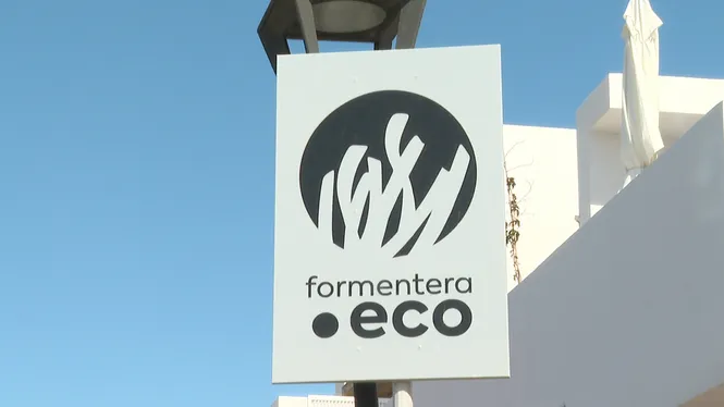 Primer dia de la limitació d’entrada de vehicles a Formentera