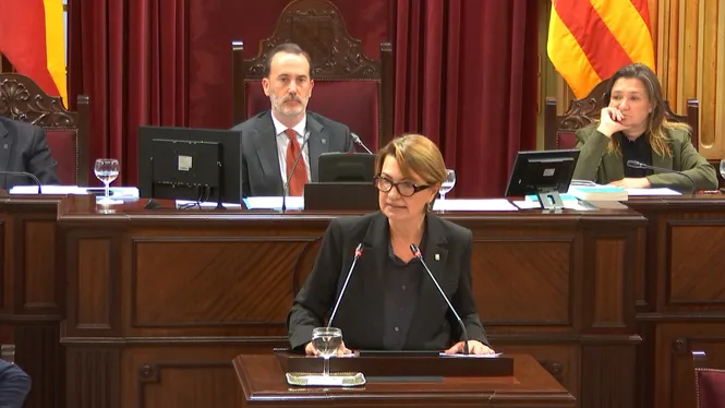 Marga Durán demana disculpes per l’error del PP en aprovar les esmenes de Vox