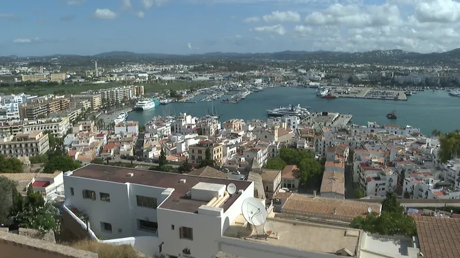 El Ministeri de Consum detecta uns 7.000 anuncis de pisos turístics sense llicència a les Balears