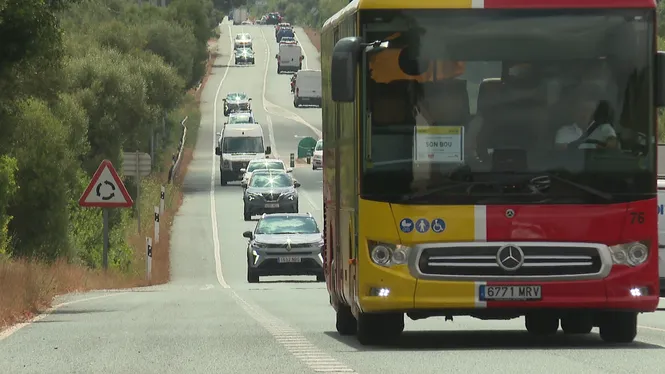 Menorca pretén iniciar la restricció d’entrada de vehicles a partir d’aquest estiu