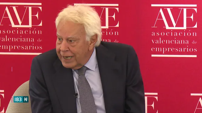 L’expresident Felipe González creu que s’han de convocar eleccions enguany
