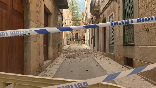 El batle de Sóller es compromet a fer de la rehabilitació del teatre La Defensora una prioritat aquest mandat