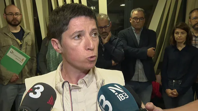 Entitats civils, educatives i socials rebutgen la lliure elecció de llengua: “L’acord entre el PP i Vox és un despropòsit”